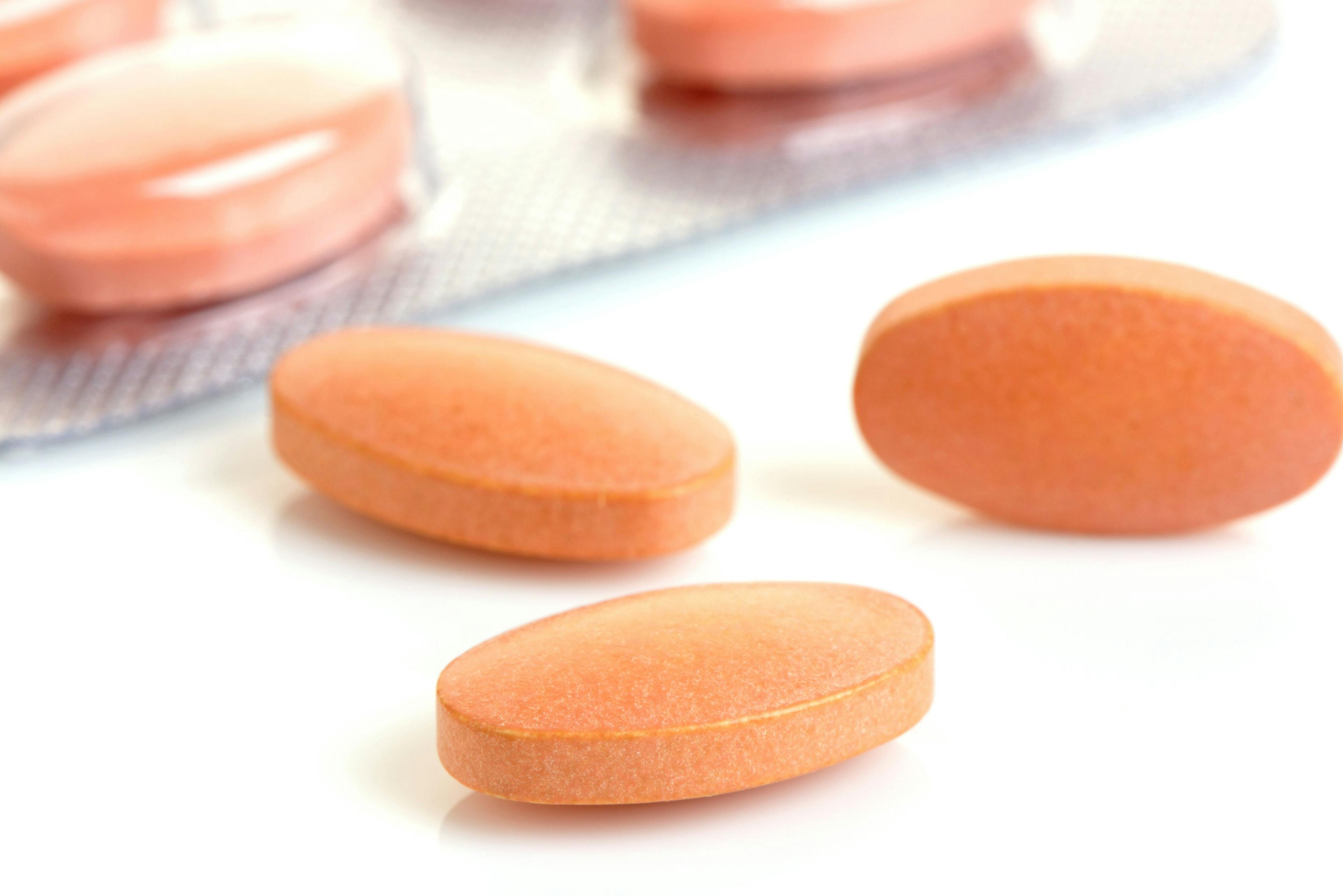 Statins May Protect Heart from Adverse Effects of Early Breast Cancer Treatment